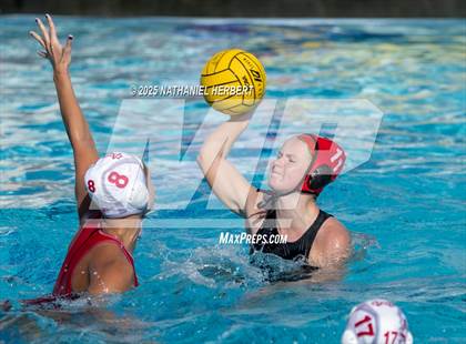 Thumbnail 1 in Mater Dei vs. Orange Lutheran photogallery.