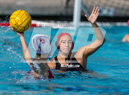 Thumbnail 1 in Mater Dei vs. Orange Lutheran photogallery.