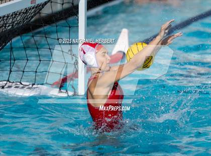 Thumbnail 3 in Mater Dei vs. Orange Lutheran photogallery.
