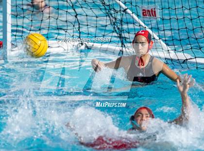 Thumbnail 3 in Mater Dei vs. Orange Lutheran photogallery.