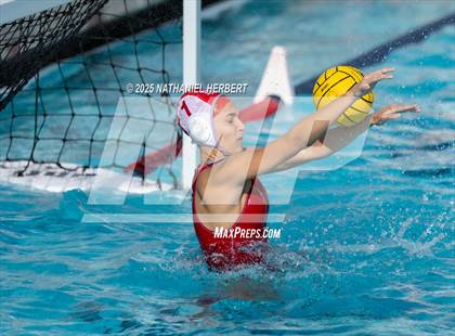 Thumbnail 1 in Mater Dei vs. Orange Lutheran photogallery.