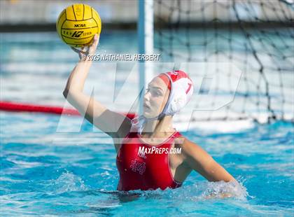 Thumbnail 3 in Mater Dei vs. Orange Lutheran photogallery.