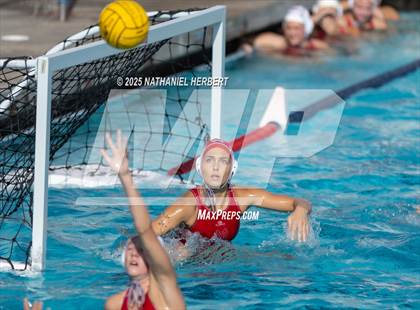 Thumbnail 3 in Mater Dei vs. Orange Lutheran photogallery.