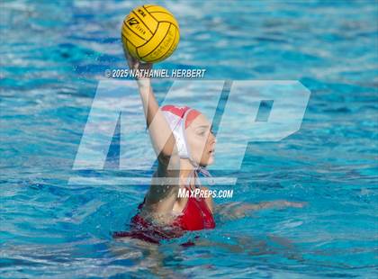 Thumbnail 2 in Mater Dei vs. Orange Lutheran photogallery.