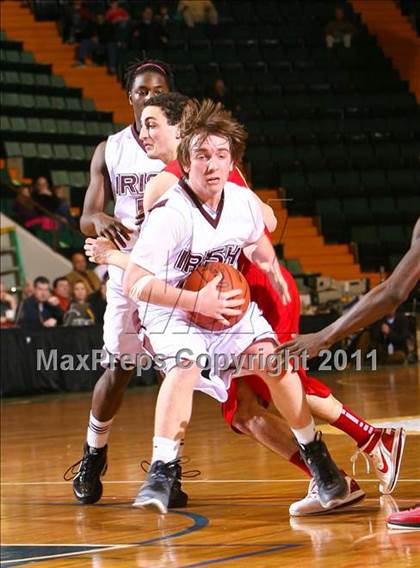 Thumbnail 1 in Aquinas vs. Jamesville-DeWitt (NYSPHSAA Class A Semifinal) photogallery.