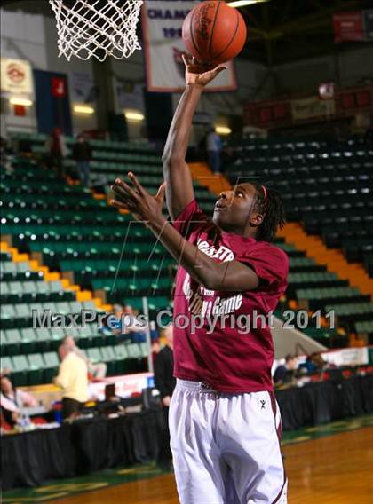 Thumbnail 1 in Aquinas vs. Jamesville-DeWitt (NYSPHSAA Class A Semifinal) photogallery.