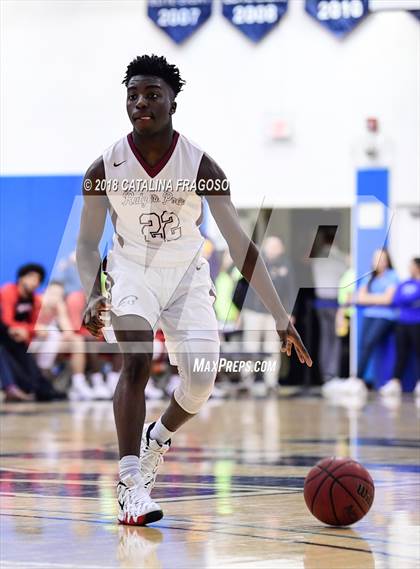 Thumbnail 2 in Long Island Lutheran vs. Rutgers Prep (Metro Classic) photogallery.