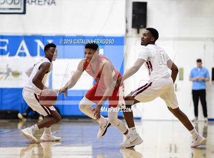 Thumbnail 2 in Long Island Lutheran vs. Rutgers Prep (Metro Classic) photogallery.