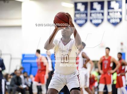 Thumbnail 3 in Long Island Lutheran vs. Rutgers Prep (Metro Classic) photogallery.