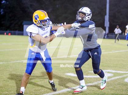 Thumbnail 3 in Richlands @ Swansboro photogallery.