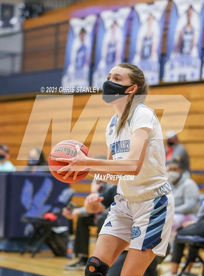 Thumbnail 2 in Goldwater @ Deer Valley photogallery.