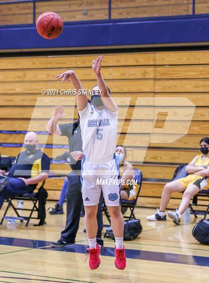 Thumbnail 2 in Goldwater @ Deer Valley photogallery.