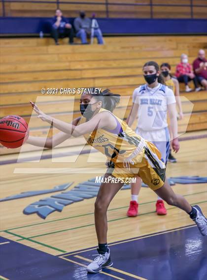 Thumbnail 3 in Goldwater @ Deer Valley photogallery.