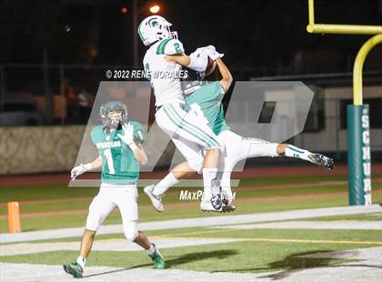 Thumbnail 3 in South @ Schurr photogallery.