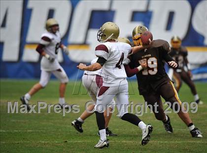 Thumbnail 2 in Bishop's vs Parker (CIF SDS D5 Final) photogallery.