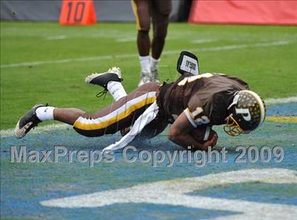 Thumbnail 2 in Bishop's vs Parker (CIF SDS D5 Final) photogallery.