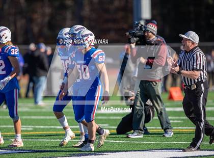 Thumbnail 3 in Londonderry vs. Winnacunnet (NHIAA D1 Final) photogallery.
