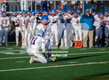 Thumbnail 1 in Londonderry vs. Winnacunnet (NHIAA D1 Final) photogallery.