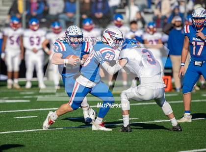 Thumbnail 2 in Londonderry vs. Winnacunnet (NHIAA D1 Final) photogallery.