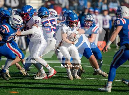 Thumbnail 1 in Londonderry vs. Winnacunnet (NHIAA D1 Final) photogallery.