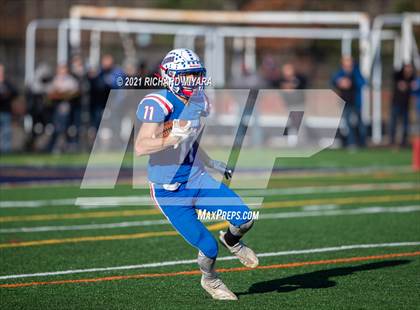 Thumbnail 2 in Londonderry vs. Winnacunnet (NHIAA D1 Final) photogallery.
