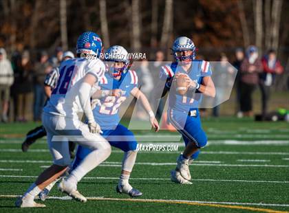 Thumbnail 3 in Londonderry vs. Winnacunnet (NHIAA D1 Final) photogallery.