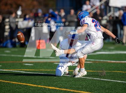 Thumbnail 3 in Londonderry vs. Winnacunnet (NHIAA D1 Final) photogallery.
