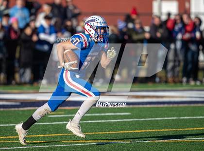 Thumbnail 2 in Londonderry vs. Winnacunnet (NHIAA D1 Final) photogallery.