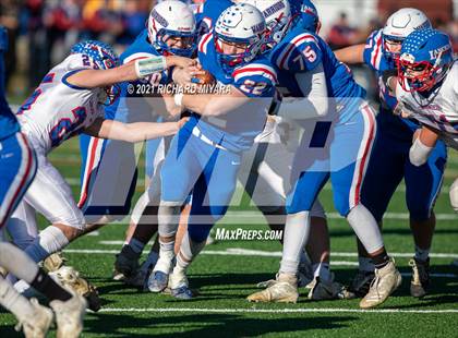 Thumbnail 1 in Londonderry vs. Winnacunnet (NHIAA D1 Final) photogallery.
