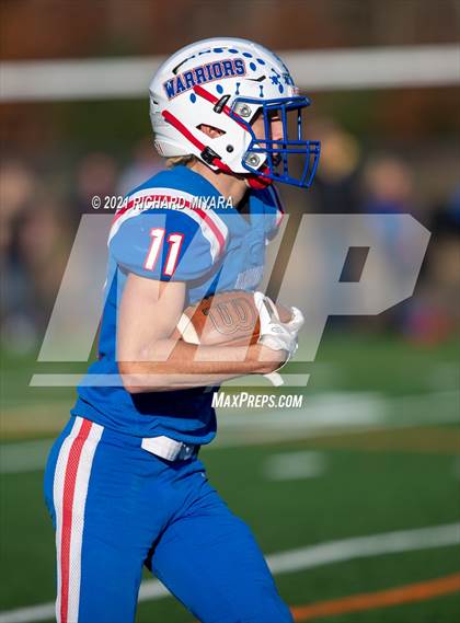 Thumbnail 3 in Londonderry vs. Winnacunnet (NHIAA D1 Final) photogallery.