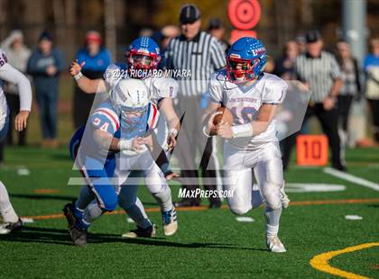 Thumbnail 3 in Londonderry vs. Winnacunnet (NHIAA D1 Final) photogallery.