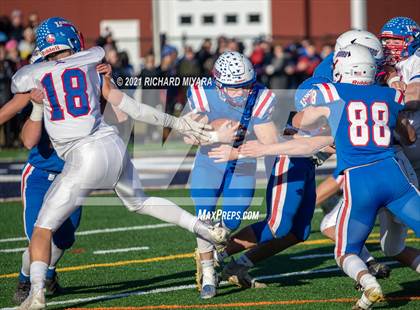Thumbnail 3 in Londonderry vs. Winnacunnet (NHIAA D1 Final) photogallery.