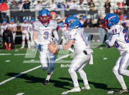Thumbnail 1 in Londonderry vs. Winnacunnet (NHIAA D1 Final) photogallery.