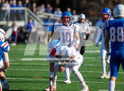 Thumbnail 3 in Londonderry vs. Winnacunnet (NHIAA D1 Final) photogallery.