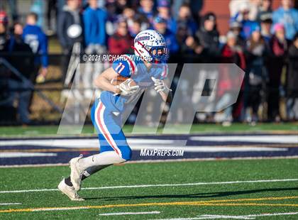 Thumbnail 2 in Londonderry vs. Winnacunnet (NHIAA D1 Final) photogallery.