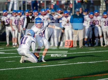 Thumbnail 3 in Londonderry vs. Winnacunnet (NHIAA D1 Final) photogallery.
