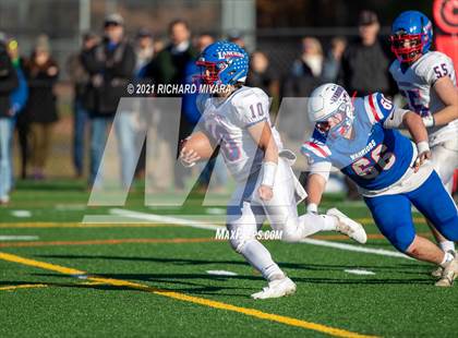 Thumbnail 2 in Londonderry vs. Winnacunnet (NHIAA D1 Final) photogallery.