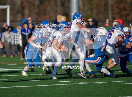 Thumbnail 1 in Londonderry vs. Winnacunnet (NHIAA D1 Final) photogallery.