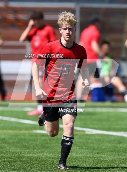 Thumbnail 3 in Edmonds-Woodway @ Lincoln (WIAA 3A Semi Finals) photogallery.