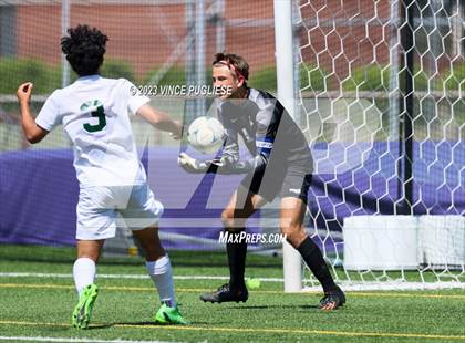 Thumbnail 2 in Edmonds-Woodway @ Lincoln (WIAA 3A Semi Finals) photogallery.