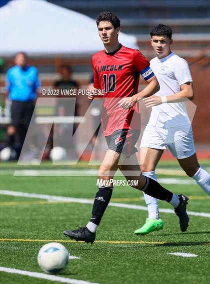 Thumbnail 3 in Edmonds-Woodway @ Lincoln (WIAA 3A Semi Finals) photogallery.
