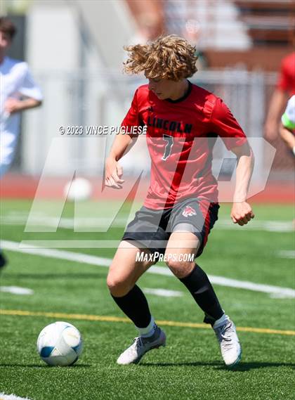 Thumbnail 1 in Edmonds-Woodway @ Lincoln (WIAA 3A Semi Finals) photogallery.