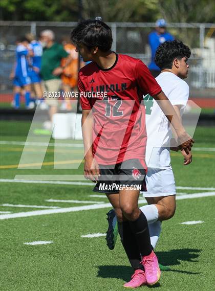 Thumbnail 2 in Edmonds-Woodway @ Lincoln (WIAA 3A Semi Finals) photogallery.