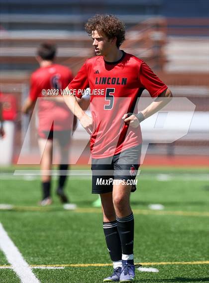 Thumbnail 2 in Edmonds-Woodway @ Lincoln (WIAA 3A Semi Finals) photogallery.