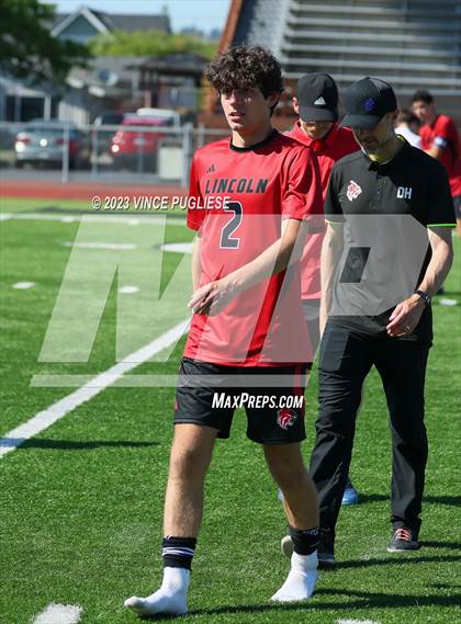 Thumbnail 2 in Edmonds-Woodway @ Lincoln (WIAA 3A Semi Finals) photogallery.