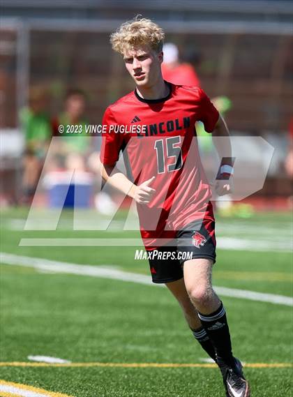 Thumbnail 2 in Edmonds-Woodway @ Lincoln (WIAA 3A Semi Finals) photogallery.