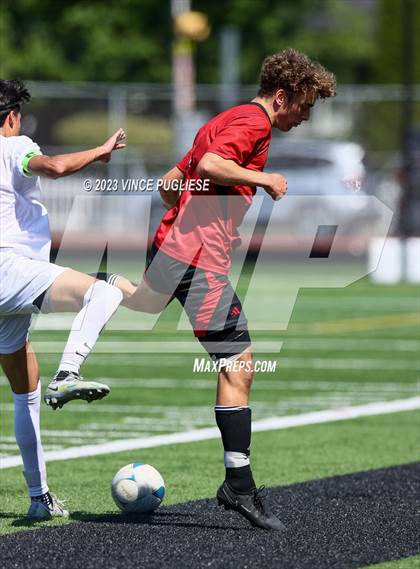 Thumbnail 3 in Edmonds-Woodway @ Lincoln (WIAA 3A Semi Finals) photogallery.