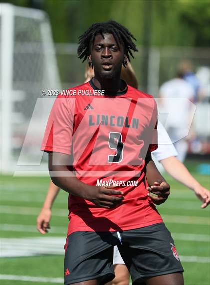 Thumbnail 1 in Edmonds-Woodway @ Lincoln (WIAA 3A Semi Finals) photogallery.