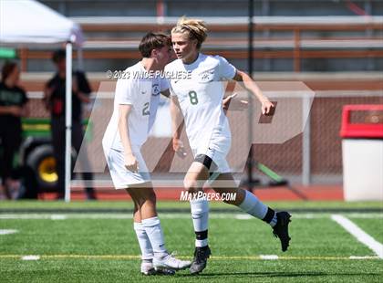 Thumbnail 2 in Edmonds-Woodway @ Lincoln (WIAA 3A Semi Finals) photogallery.