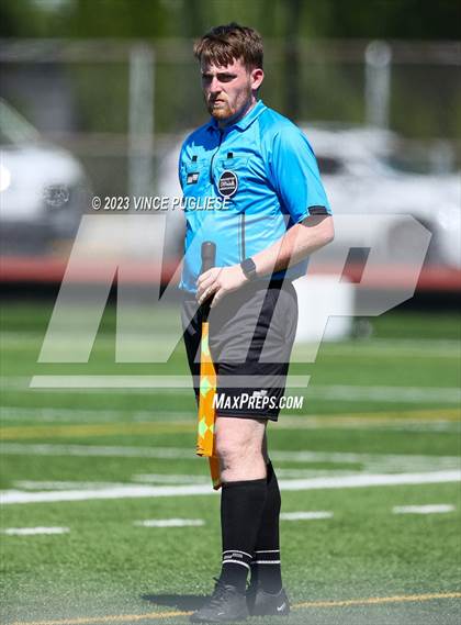 Thumbnail 1 in Edmonds-Woodway @ Lincoln (WIAA 3A Semi Finals) photogallery.